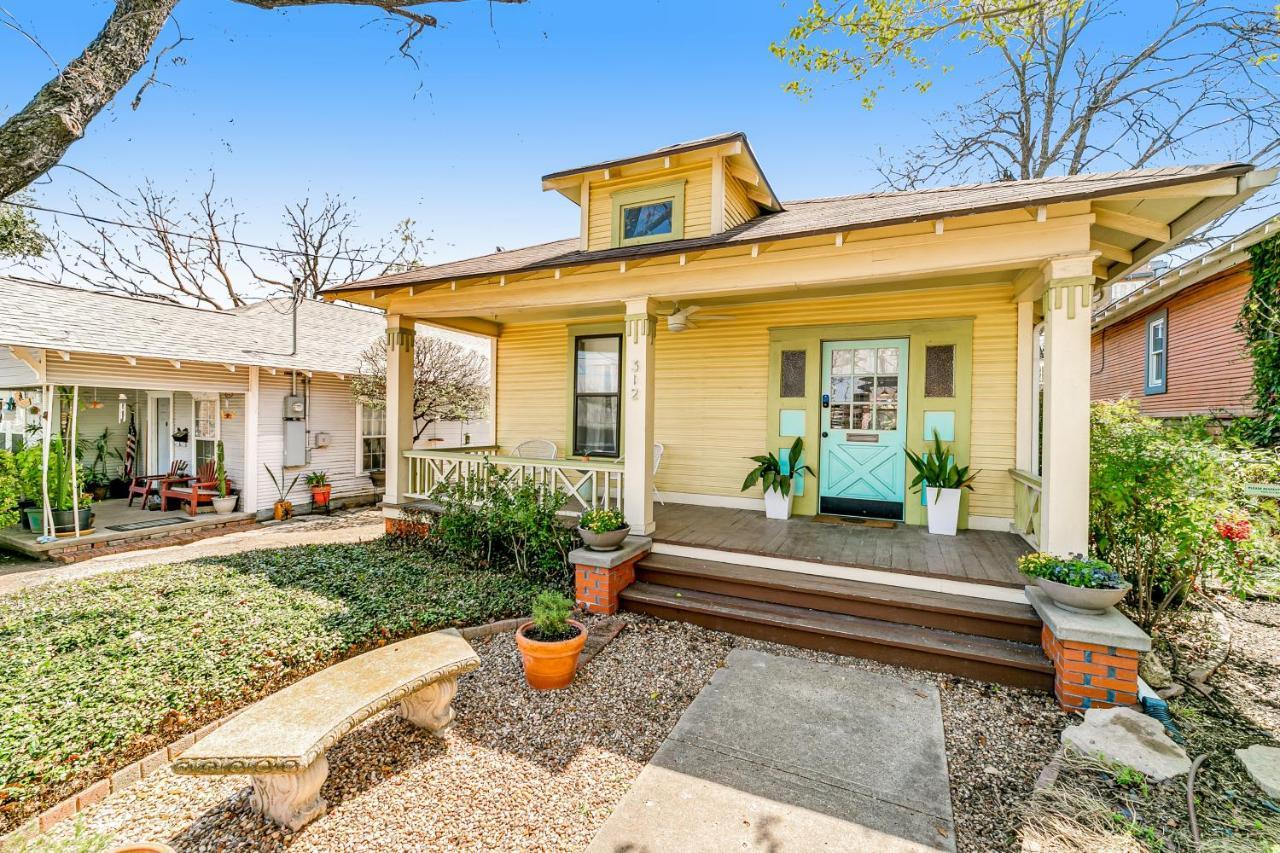 Beautiful Art Bungalow Dallas Extérieur photo