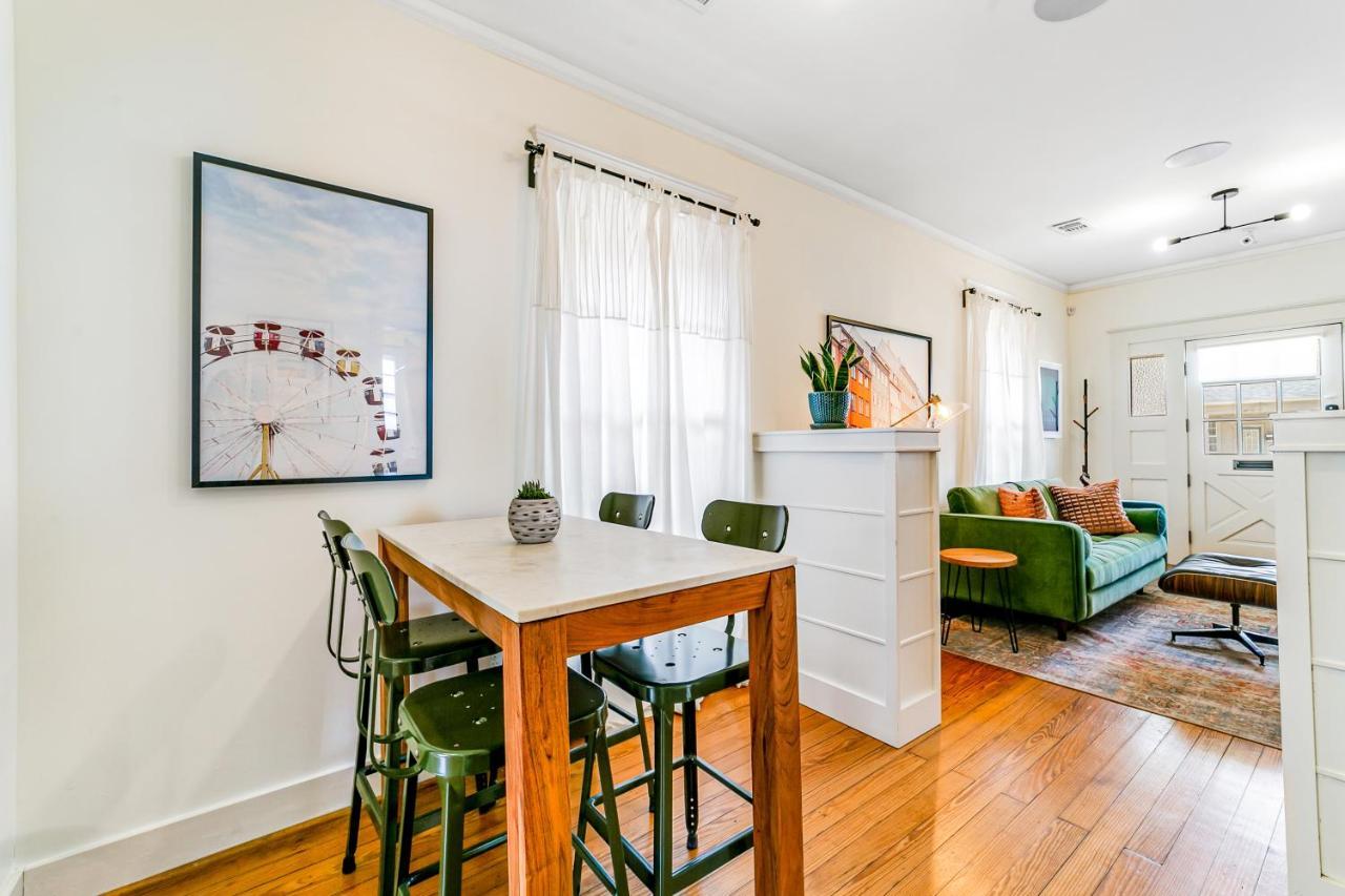 Beautiful Art Bungalow Dallas Extérieur photo