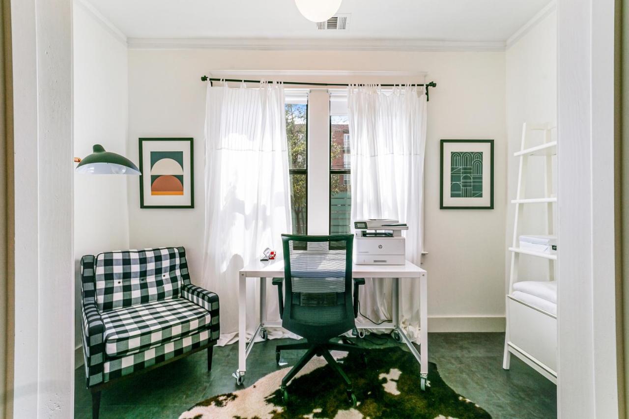 Beautiful Art Bungalow Dallas Extérieur photo